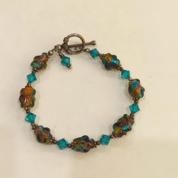 Beautiful turquoise colored bead and crystal bracelet - Picture 1 of 4